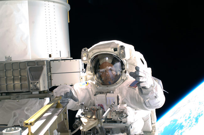 Space Smells Funny, Astronauts Say